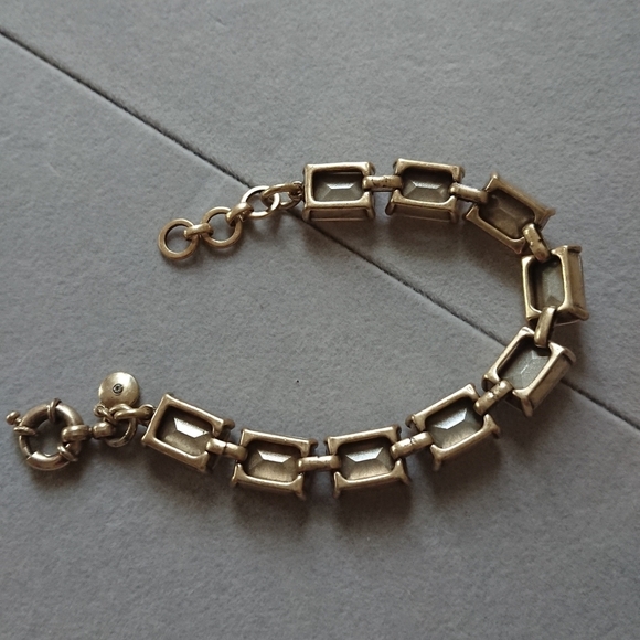J. Crew Faceted crystal Gold tone and Pink Bracelet - Picture 4 of 8